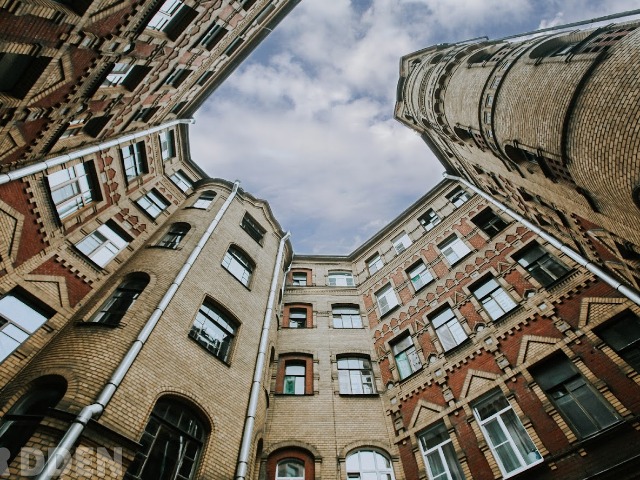 Экскурсия "Пять углов" по дворам и парадным Санкт-Петербурга