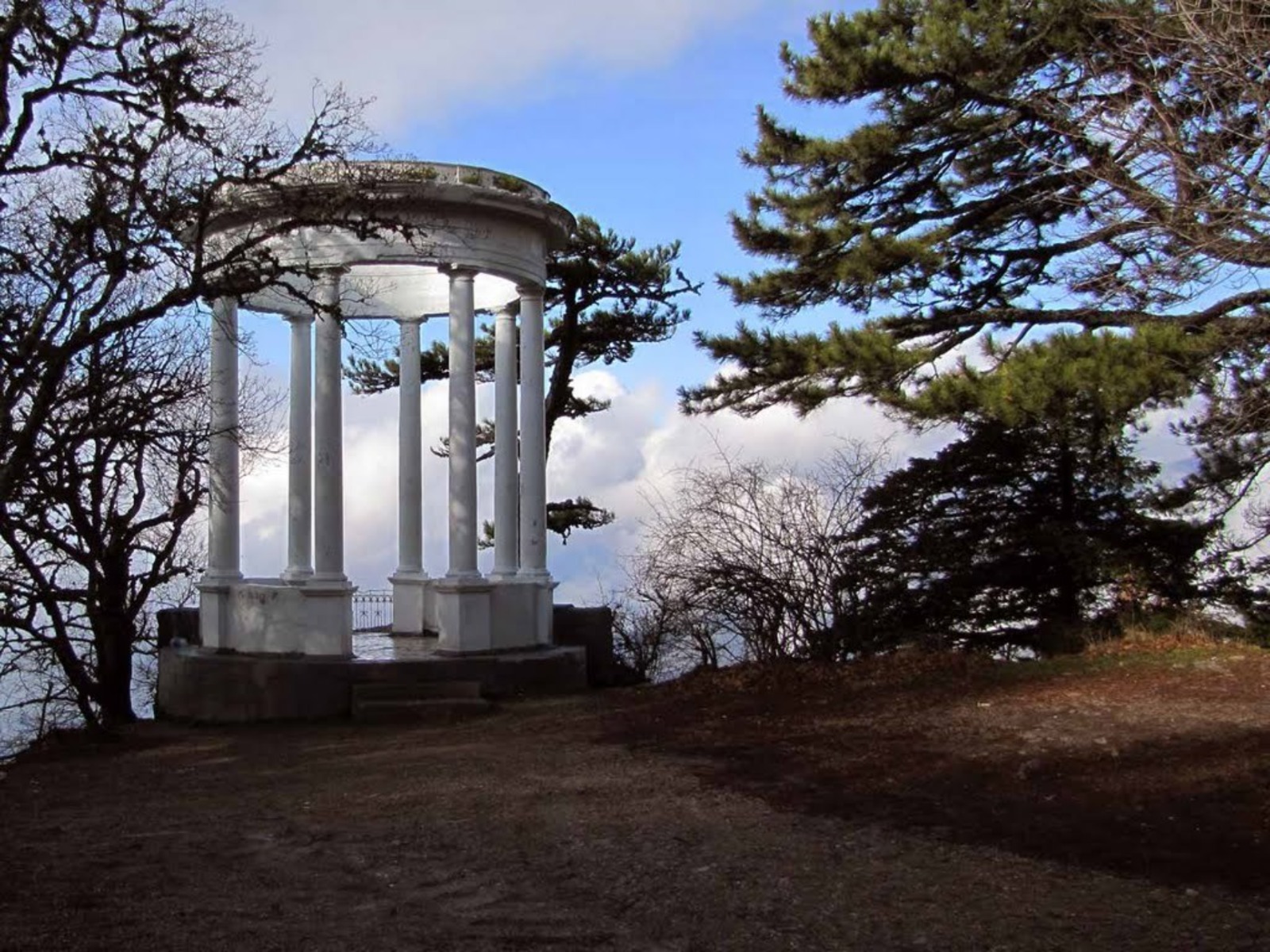 Серебряная беседка guidego.ru