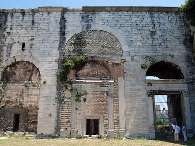 Экскурсии к Золотым воротам в Стамбуле