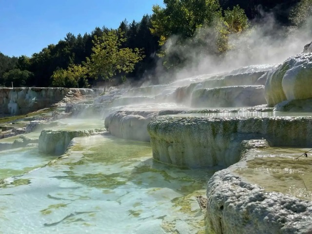 Экскурсия «Кружевные горы Эгерсалока и барочный Эгер» из Будапешт