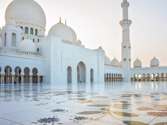 Экскурсия в Абу-Даби: комфортабельный курорт и город-парк