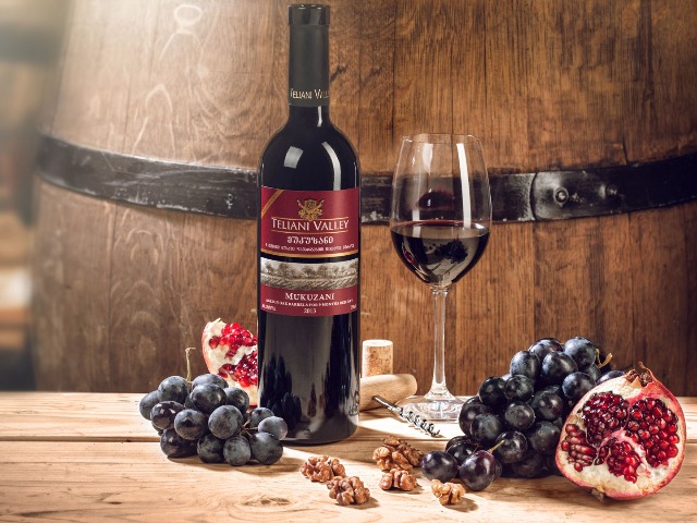 Увидеть красоты Тбилиси и поднять тост за любовь!