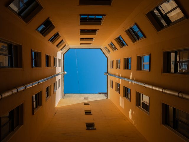 Обзорная экскурсия по доходным домам и дворам Санкт-Петербурга