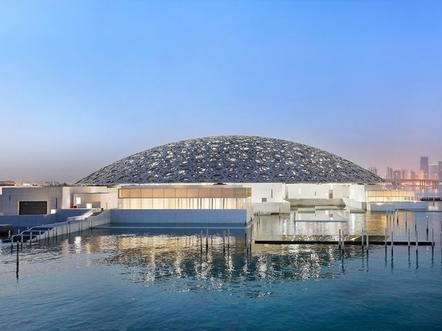 Обзорная экскурсия на автобусе в Абу-Даби