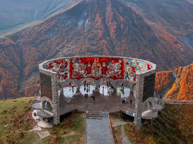 Индивидуальная экскурсия из Тбилиси в Гудаури и Казбеги